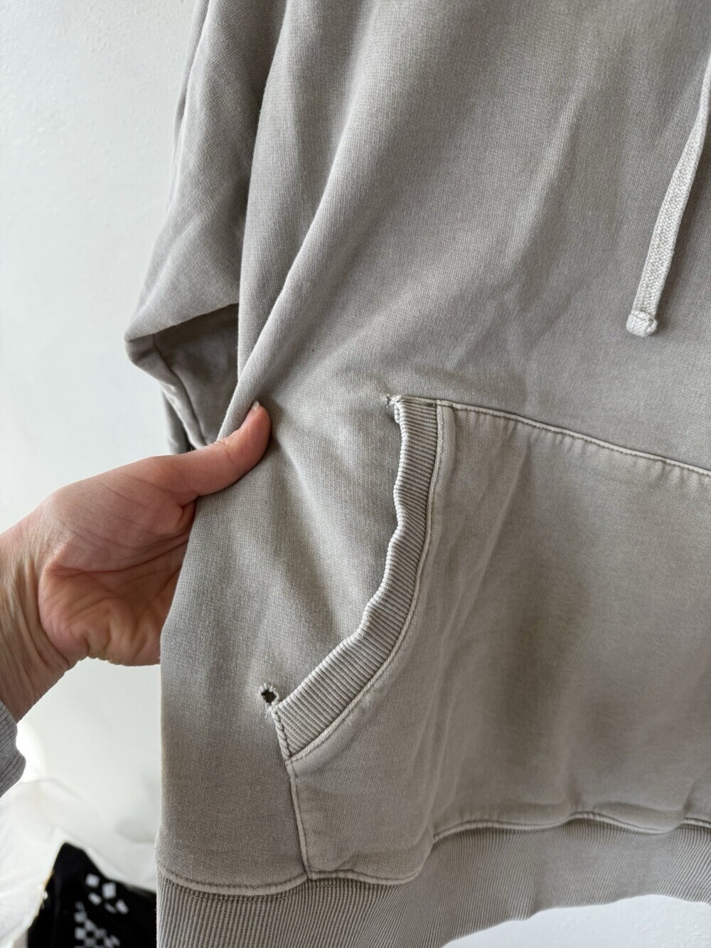 Kith Distressed Washed gray Hoodie Womens Extra Large Sweatshirt Long Sleeve - Picture 2 of 7